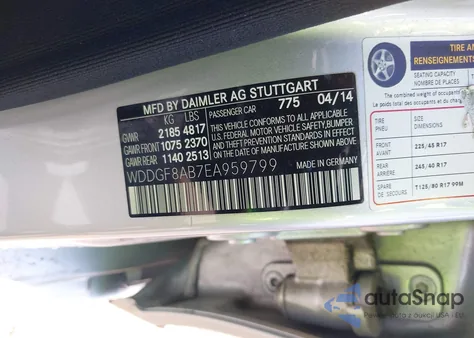 2014 Mercedes-Benz C 300 Luxury 4Matic/Sport 4Matic z USA, uszkodzony, nr VIN WDDGF8AB7EA959799